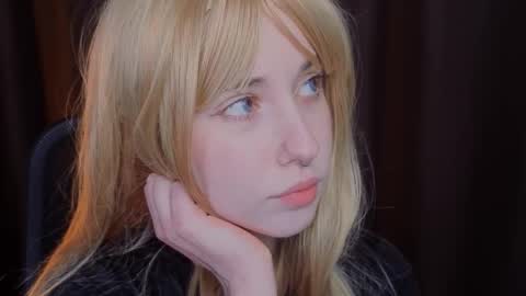 Misa online show from November 9, 2025, 4:38 pm