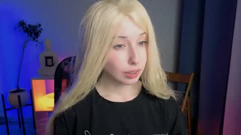 Misa online show from April 24, 2026, 6:54 pm