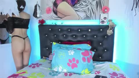 Yukio Davis  online show from October 14, 2025, 1:17 am