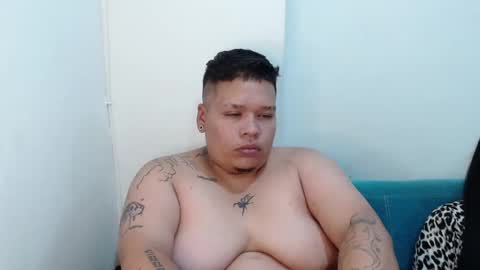 Snapshot of yulandval chatting on October 24, 2025, 2:52 am yul and val couple online show from October 24, 2025, 2:52 am