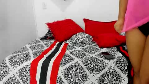 yuleimys_rosse online show from December 2, 2025, 12:16 am