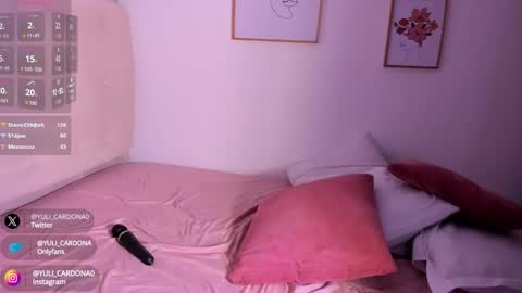 Yuliet online show from March 3, 2025, 9:37 pm