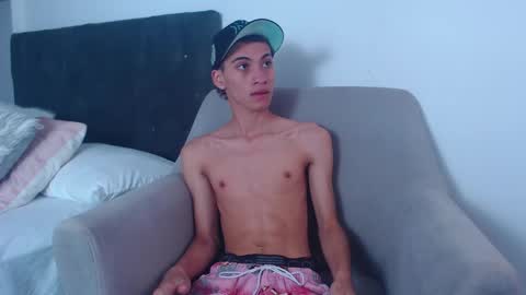 Snapshot of yulian_vasquez chatting on February 15, 2025, 12:22 pm yulian_vasquez online show from February 15, 2025, 12:22 pm