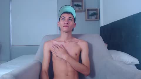 Snapshot of yulian_vasquez chatting on February 18, 2025, 12:28 pm yulian_vasquez online show from February 18, 2025, 12:28 pm