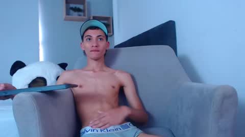Snapshot of yulian_vasquez chatting on February 20, 2025, 6:24 pm yulian_vasquez online show from February 20, 2025, 6:24 pm