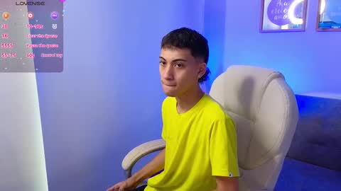 Snapshot of yulian_vasquez chatting on September 14, 2025, 12:26 pm yulian_vasquez online show from September 14, 2025, 12:26 pm