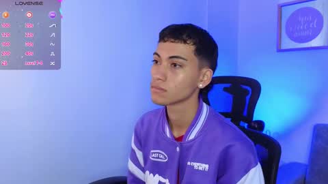Snapshot of yulian_vasquez chatting on September 19, 2025, 12:17 pm yulian_vasquez online show from September 19, 2025, 12:17 pm
