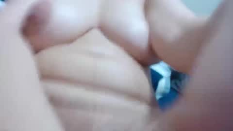 yuliana_25 online show from February 23, 2026, 9:45 pm