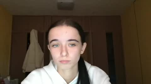 Yuliia online show from October 31, 2025, 8:37 am