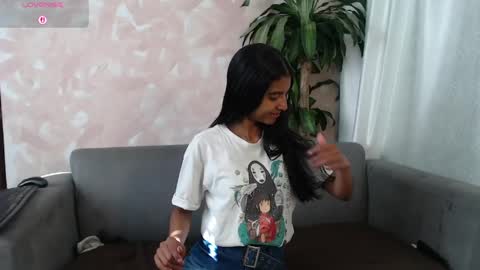Snapshot of yuliethpetite chatting on April 30, 2026, 1:17 pm yuliethpetite online show from April 30, 2026, 1:17 pm