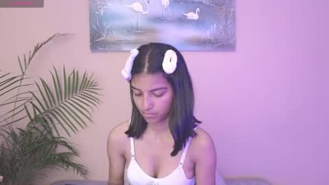 Snapshot of yuliethpetite chatting on June 8, 2026, 8:20 pm yuliethpetite online show from June 8, 2026, 8:20 pm