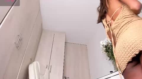 Snapshot of yuly_terann_ chatting on August 2, 2026, 11:14 pm Yuly online show from August 2, 2026, 11:14 pm