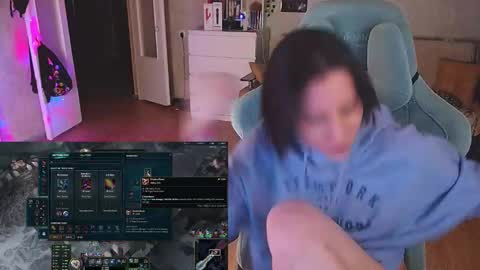 Snapshot of yum_neko_chan chatting on January 8, 2025, 8:18 pm Kris online show from January 8, 2025, 8:18 pm