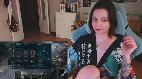 Snapshot of yum_neko_chan chatting on January 16, 2025, 7:10 pm Kris online show from January 16, 2025, 7:10 pm