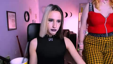 Yumeliko online show from September 11, 2025, 7:47 pm