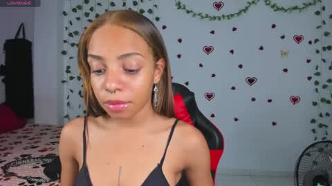 Snapshot of yumi_hanna chatting on April 18, 2026, 4:49 am yumi_hanna online show from April 18, 2026, 4:49 am