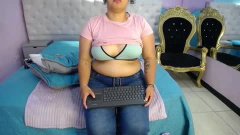 YumiViolet online show from February 10, 2026, 8:46 pm