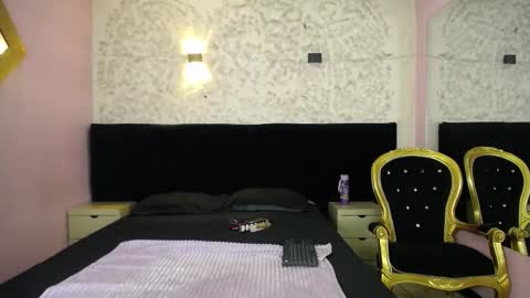 YumiViolet online show from February 16, 2026, 7:54 pm