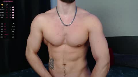 Snapshot of yummmy_dick_ chatting on April 18, 2026, 9:02 am STUD online show from April 18, 2026, 9:02 am