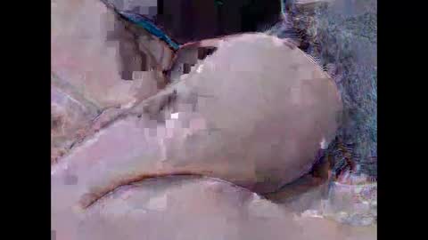 yummy72747 online show from November 28, 2025, 3:14 pm