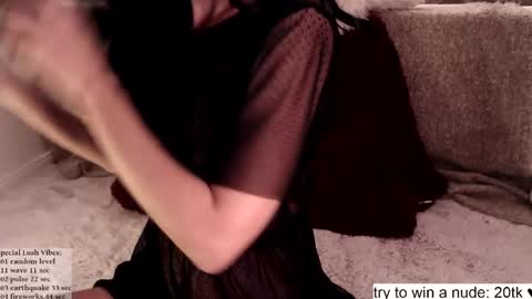 Mia  online Monday 10pm CET online show from March 23, 2026, 8:24 pm