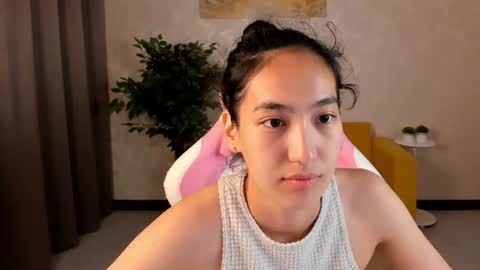 Snapshot of yummy_lamii chatting on July 6, 2026, 3:36 am Cindey online show from July 6, 2026, 3:36 am