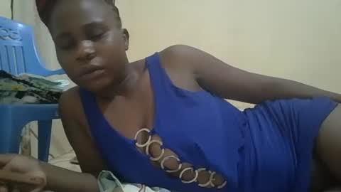 Snapshot of yummychocolate_ chatting on December 3, 2024, 11:57 pm YUMMY online show from December 3, 2024, 11:57 pm
