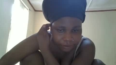 Snapshot of yummychocolate_ chatting on December 24, 2024, 8:00 am YUMMY online show from December 24, 2024, 8:00 am