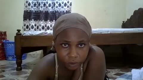 Snapshot of yummychocolate_ chatting on December 26, 2024, 2:48 pm YUMMY online show from December 26, 2024, 2:48 pm