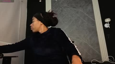 Yummyduo online show from November 23, 2025, 11:54 am