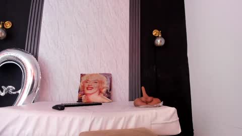 Yummyduo online show from May 26, 2026, 11:06 am