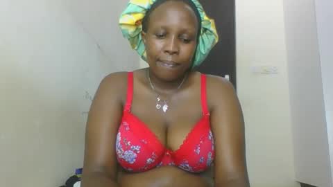 yummytitiess online show from November 2, 2025, 4:15 am