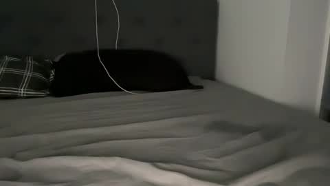 yummyybby online show from September 27, 2025, 8:03 pm