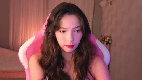 Snapshot of yuna_sunshy chatting on June 2, 2026, 10:45 pm Yuna online show from June 2, 2026, 10:45 pm