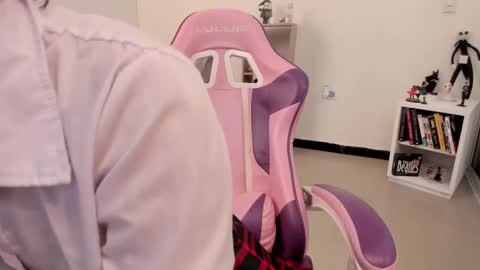 Yuna online show from January 28, 2025, 7:00 pm