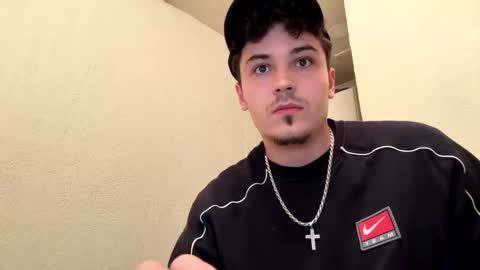 yungstudbev online show from September 21, 2025, 5:09 am