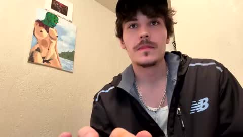 yungstudbev online show from December 19, 2025, 3:02 am