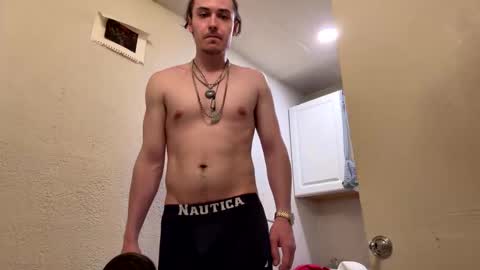 yungstudbev online show from March 22, 2026, 1:53 am