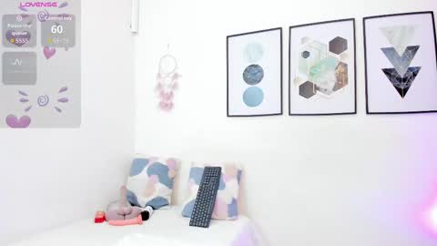 Yunna online show from October 7, 2025, 11:29 am