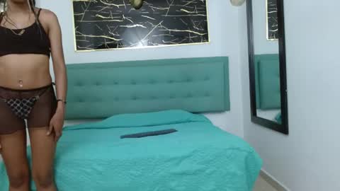  yuri queen  online show from April 20, 2026, 7:37 pm