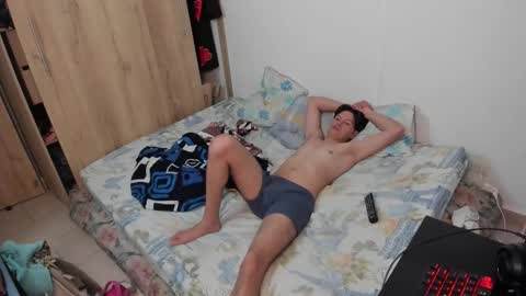 yurii_moody online show from December 22, 2025, 1:46 am