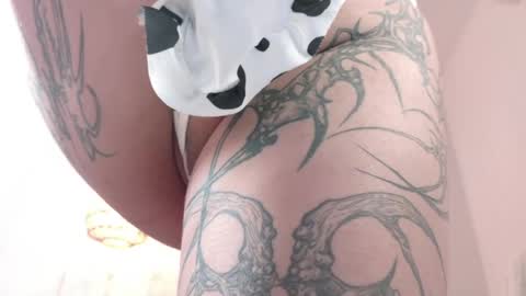 Hi My name Yuriko online show from April 18, 2026, 9:13 am