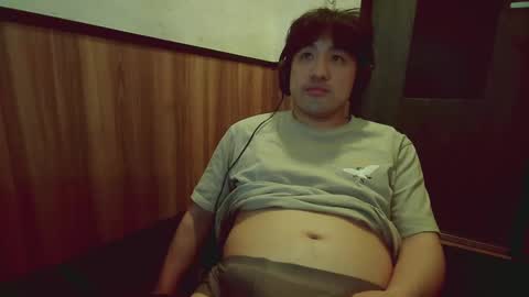 Yuta online show from April 3, 2026, 2:42 am