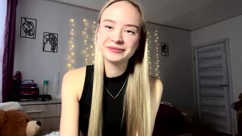 May online show from January 6, 2026, 12:20 pm