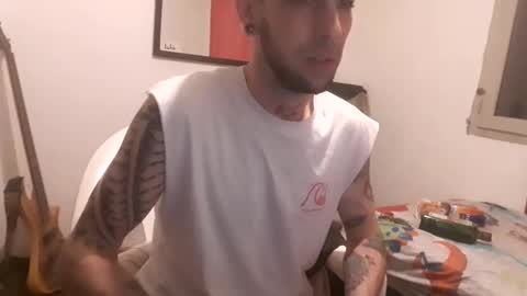 Yuumi online show from September 11, 2025, 1:39 am