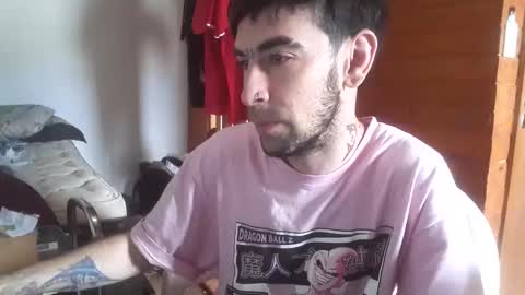 Yuumi online show from October 24, 2025, 6:48 pm