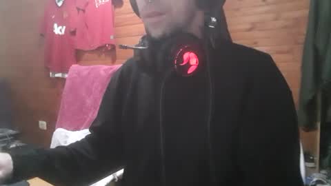 Yuumi online show from July 22, 2026, 6:27 am
