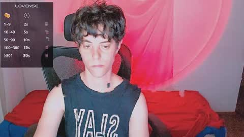 Yuyu online show from April 6, 2026, 9:27 pm