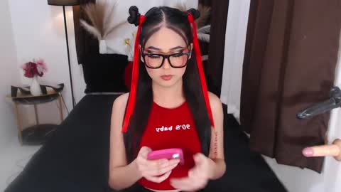 Snapshot of yvannasilva18 chatting on December 19, 2024, 2:13 pm jai online show from December 19, 2024, 2:13 pm