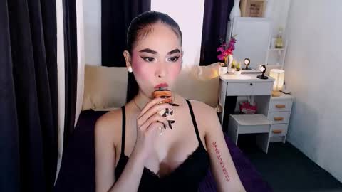 Snapshot of yvannasilva18 chatting on October 24, 2025, 11:34 pm jai online show from October 24, 2025, 11:34 pm